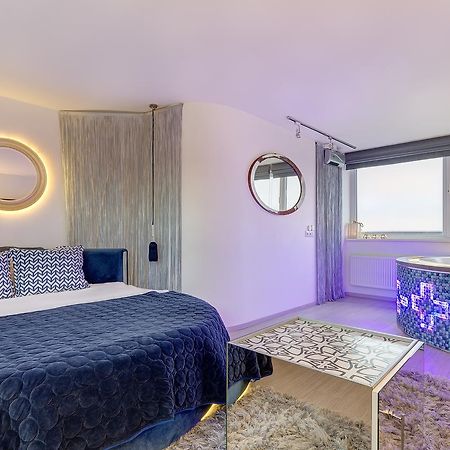 June Street Spa Apartments Вилнюс Екстериор снимка