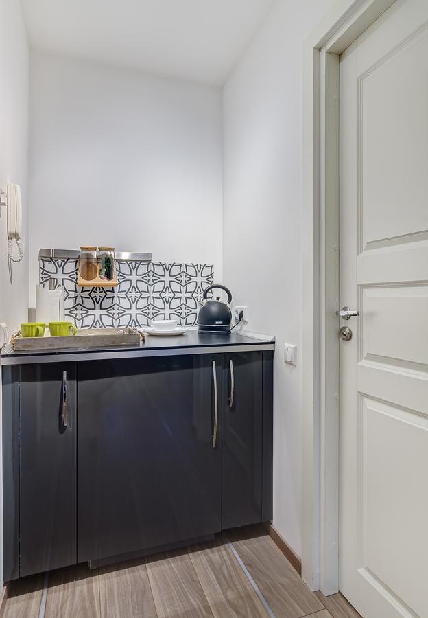June Street Spa Apartments Вилнюс Екстериор снимка